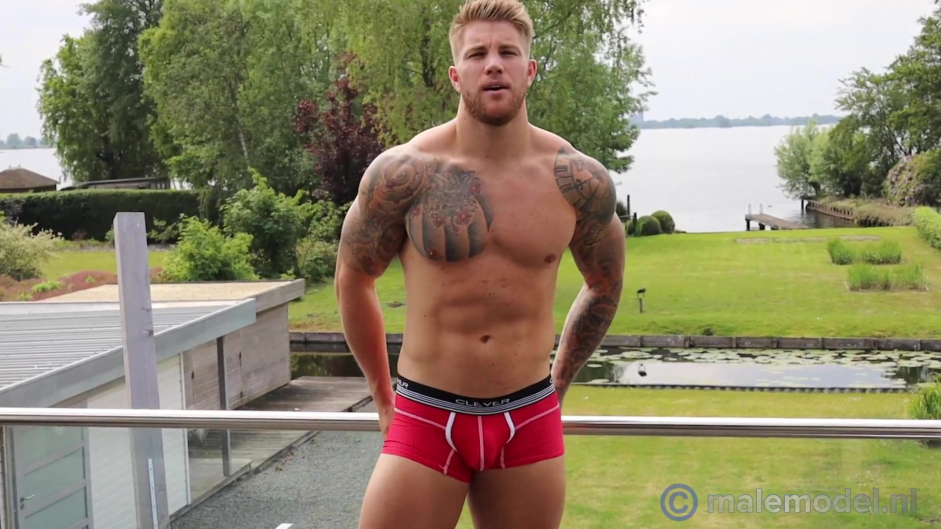 1920px x 1080px - Back Phil Athletic Hunk with Philippe S - Gay Porn HD Online